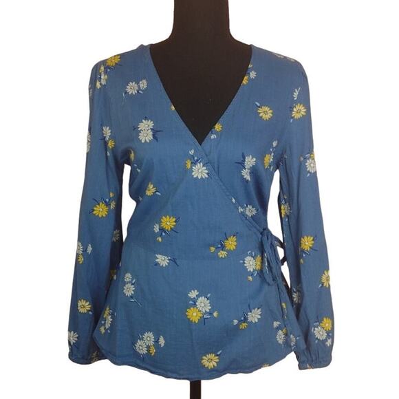 Old Navy Tops - Old Navy Flower Print Wrap Top Size Medium